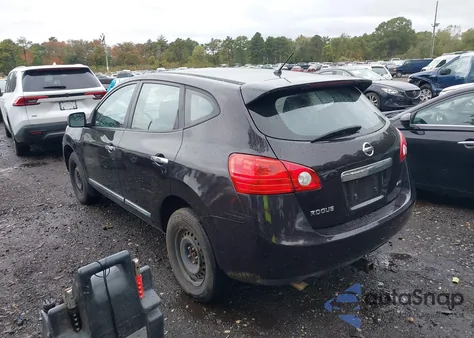 2013 Nissan Rogue S z USA, uszkodzony, nr VIN JN8AS5MV4DW626255